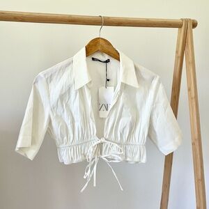 NWT Zara Tie Front Bow Smocked Collared Cropped Shirt in White - XS